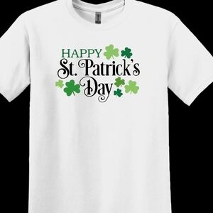 NWT Happy  St. Patrick's Day Clover  t Shirt